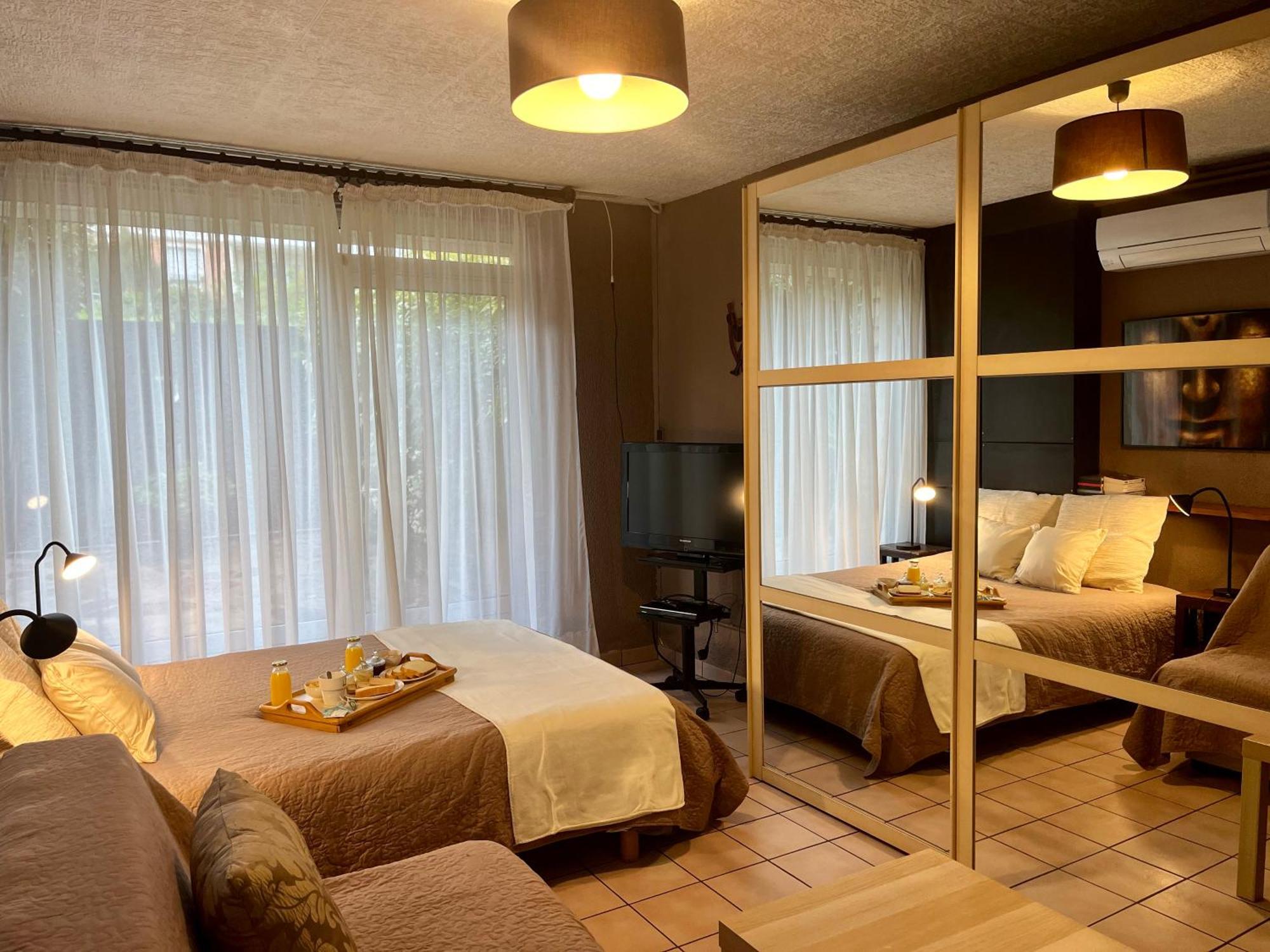 Apartment Entre Paris Et Disneyland Avec Terrasse Privee Gagny